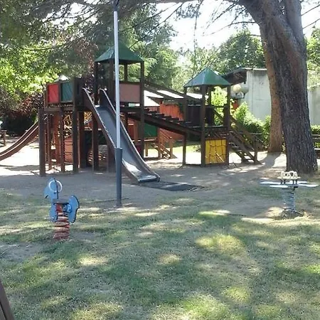 ベッド・アンド・ブレックファスト Happy Days 4*