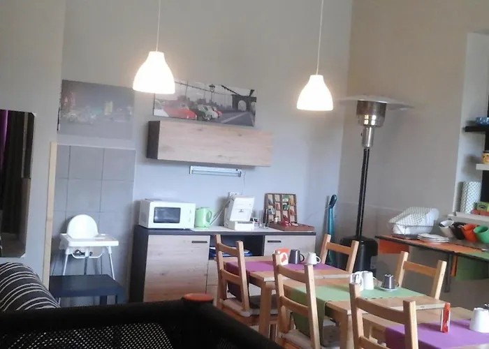 Alojamento de Acomodação e Pequeno-almoço Happy Days