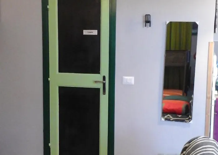 Happy Days Alojamento de Acomodação e Pequeno-almoço Giove